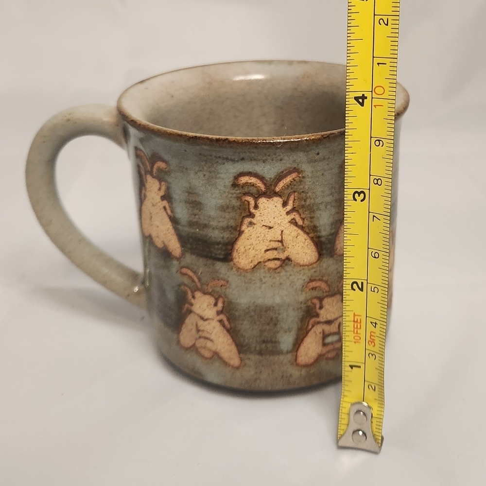 3 1/2" Handmade Boho Style Bee Coffee Mug - Picture 15 of 16